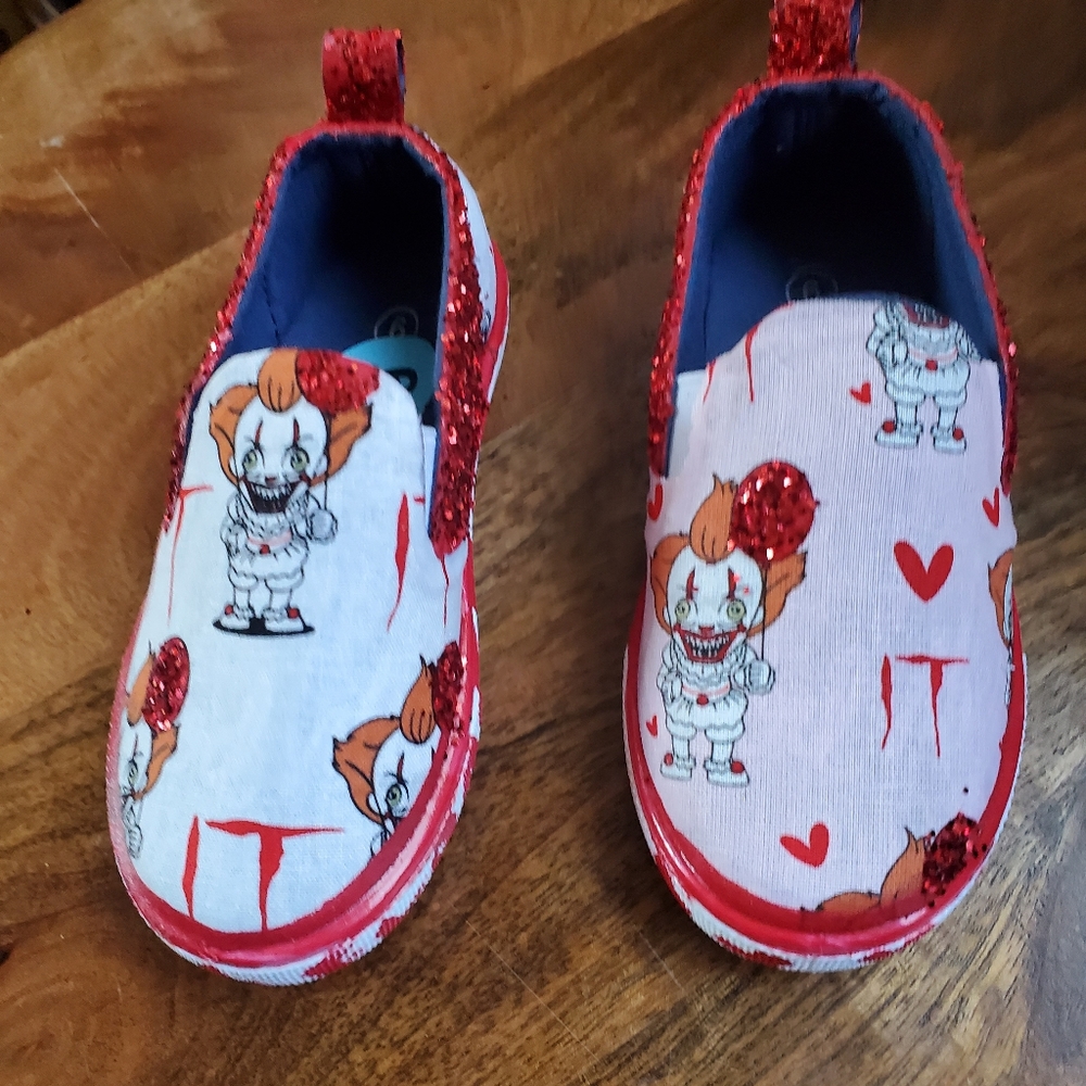 Pennywise slip-ons